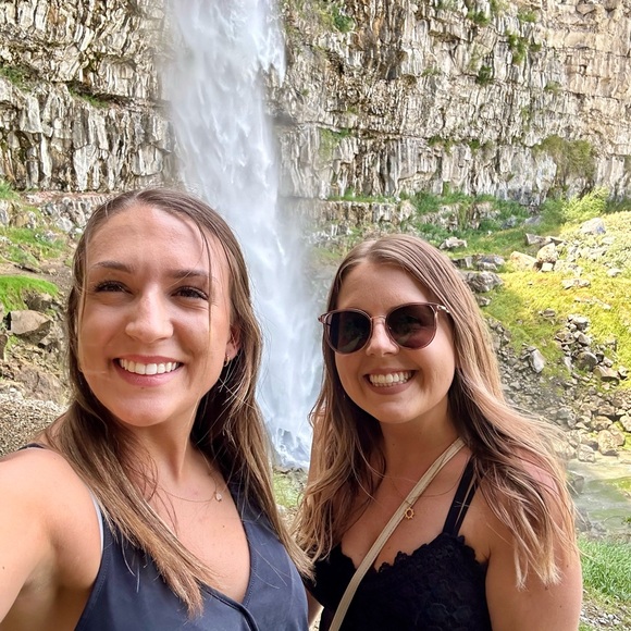 Meet your Posher, Heather - Picture 3 of 3